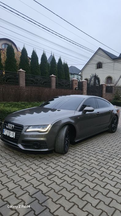 Audi A7 s line матриція проекція