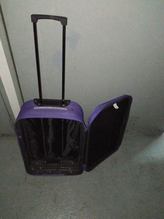 Mala de viagem trolley roxa