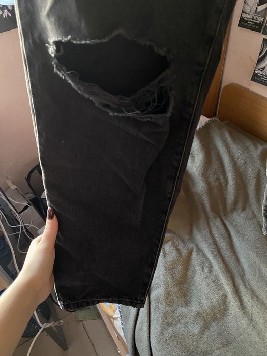 Чорні джинси mom рвані tally weijl