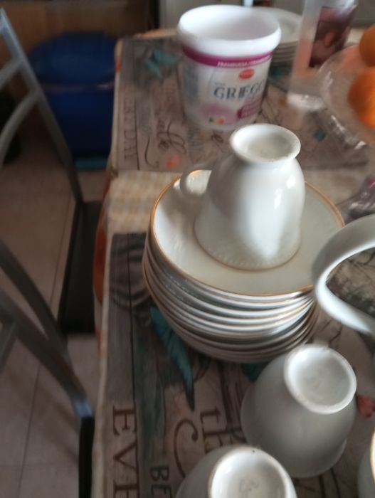 Vendo conjunto de chá e café com leiteira