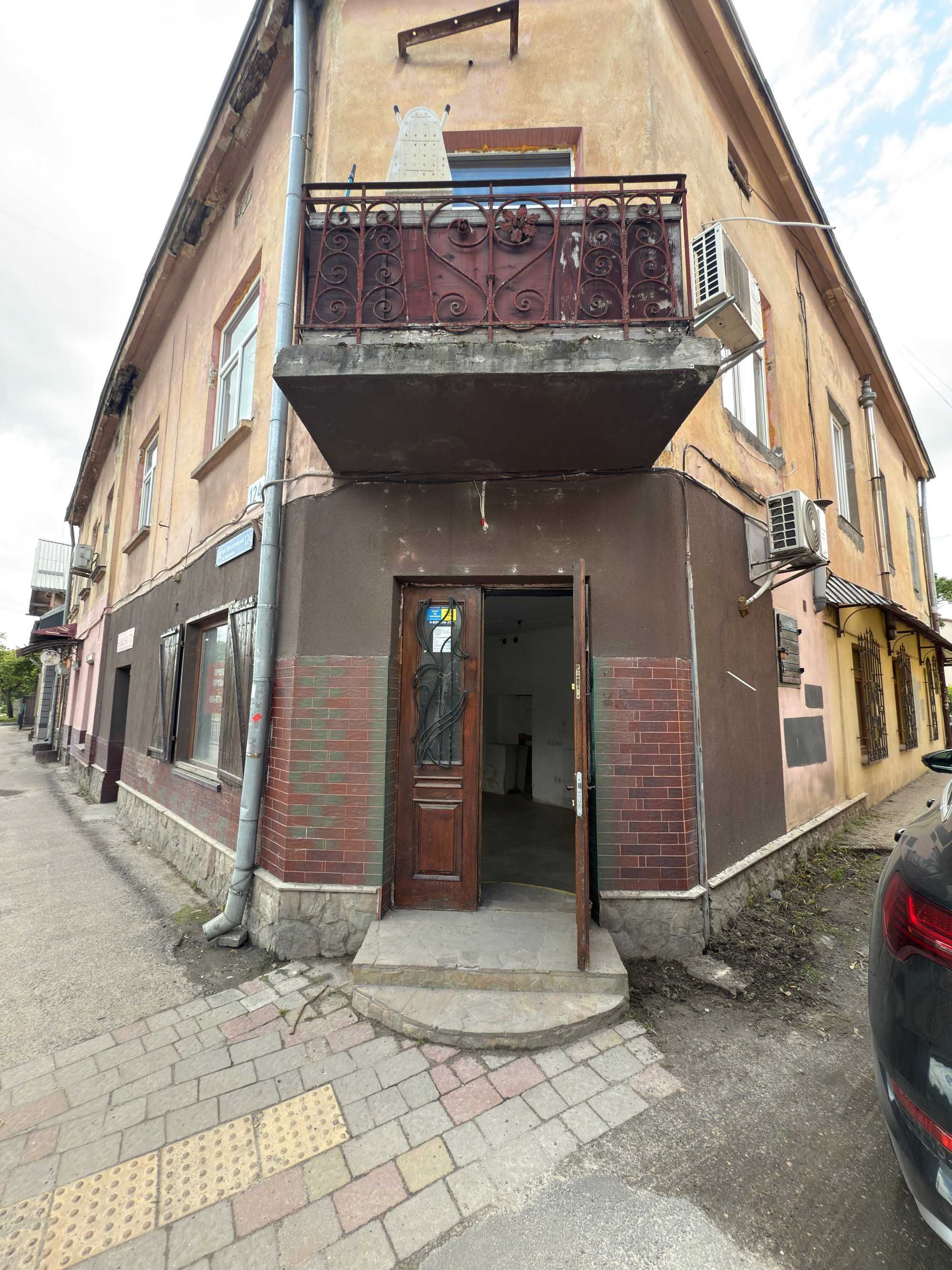 Продаж комерційного приміщення, вул. Кульпарківська, 34m², 1пов.,фасад