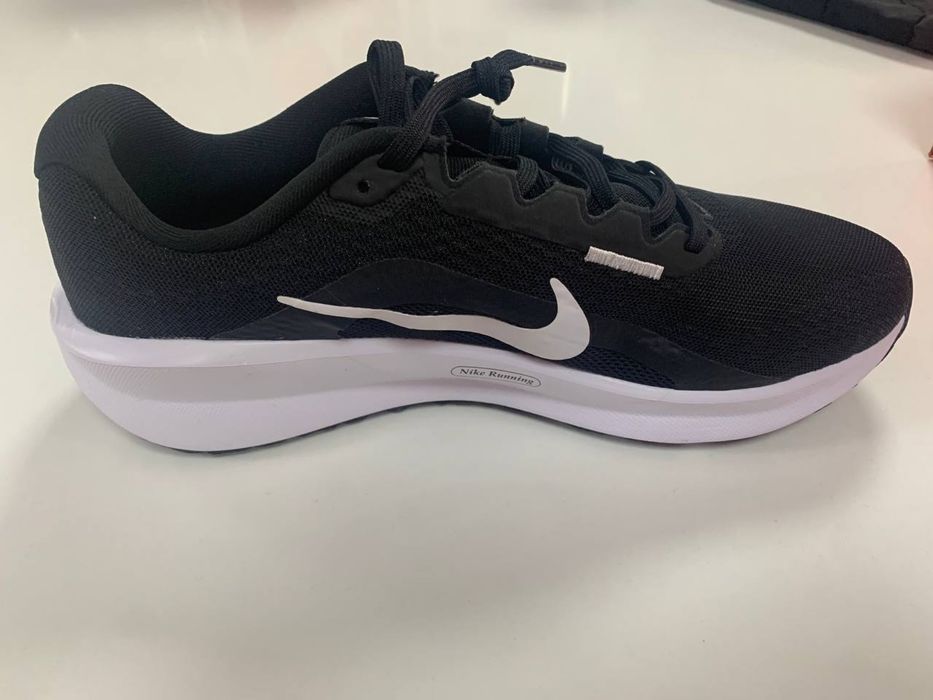 Кросівки Nike Downshifter 13 FD6454-001