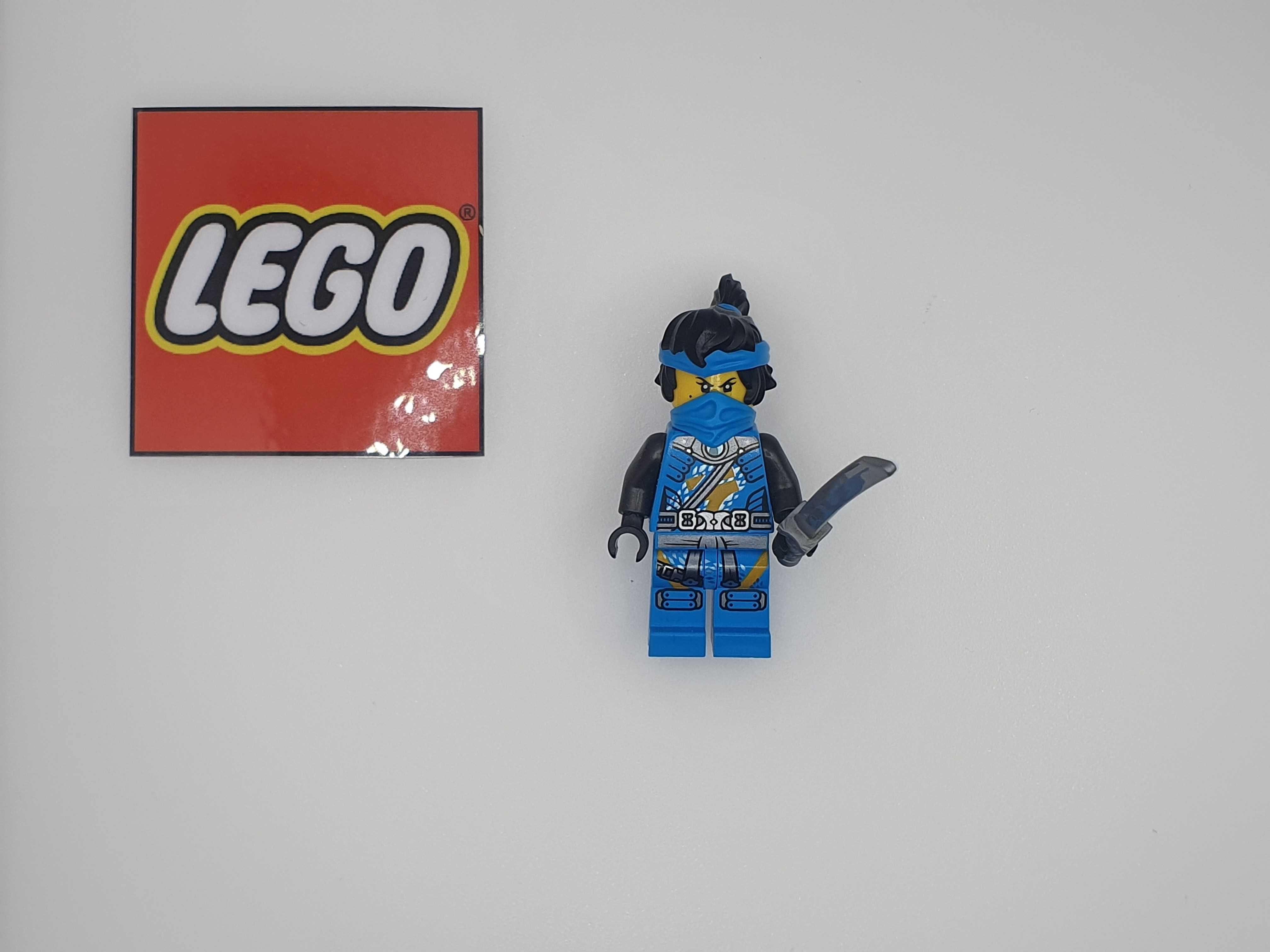 Lego Ninjago figurka Nya - Seabound, Black Hair