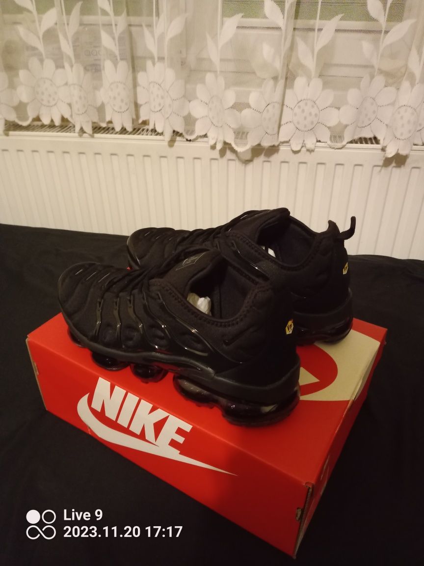 Nike vapormax plus