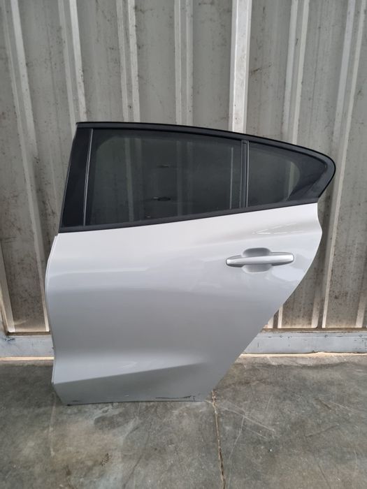 Ford focus mk4 portas de tras direita e esquerda