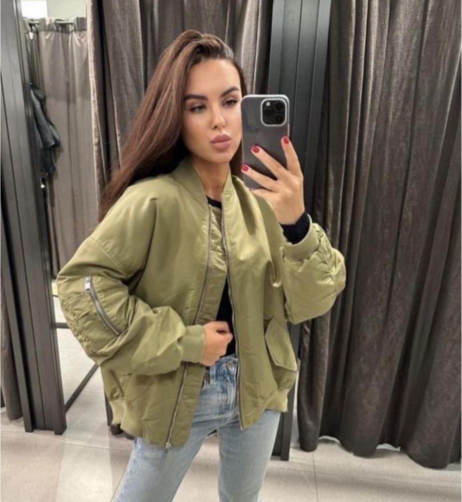 Бомбер Zara
