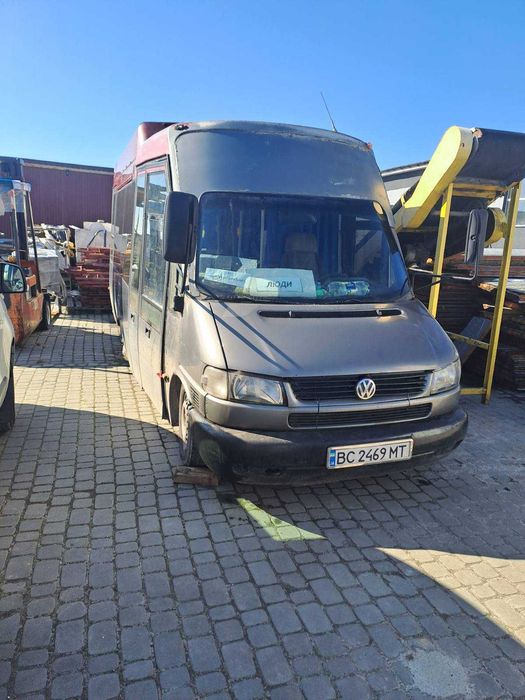 VOLKSWAGEN   TRANSPORTER
1998 рік 2.4 дизель