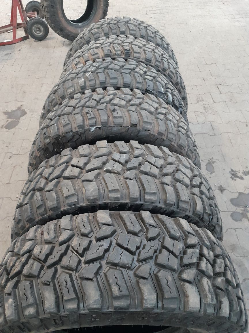 265/75R16 Cooper Discover STT pro armor-tek3