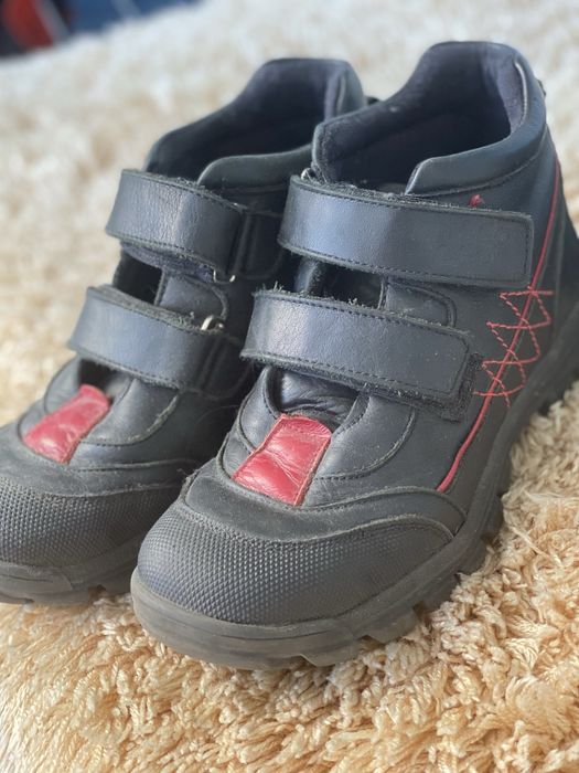 Демисезонні черевики Zara + ще пара 36р