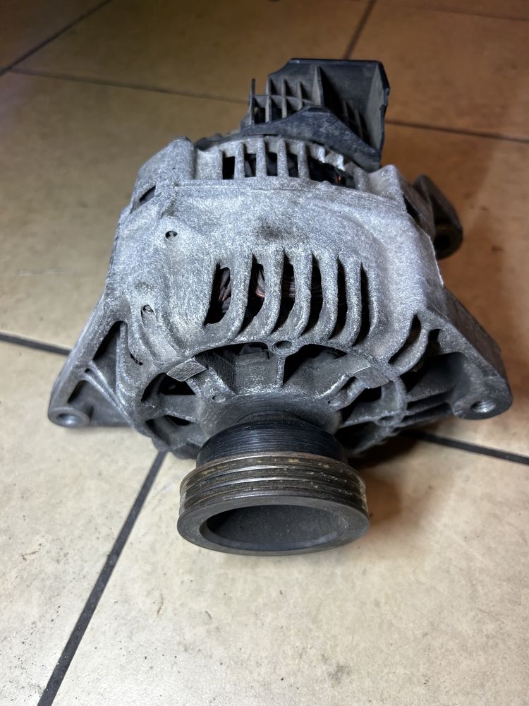 Alternator Renault clio 1.4