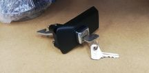 Fiat 126p zamek klapy tylnej z chrom przyciskiem do ST, nowy