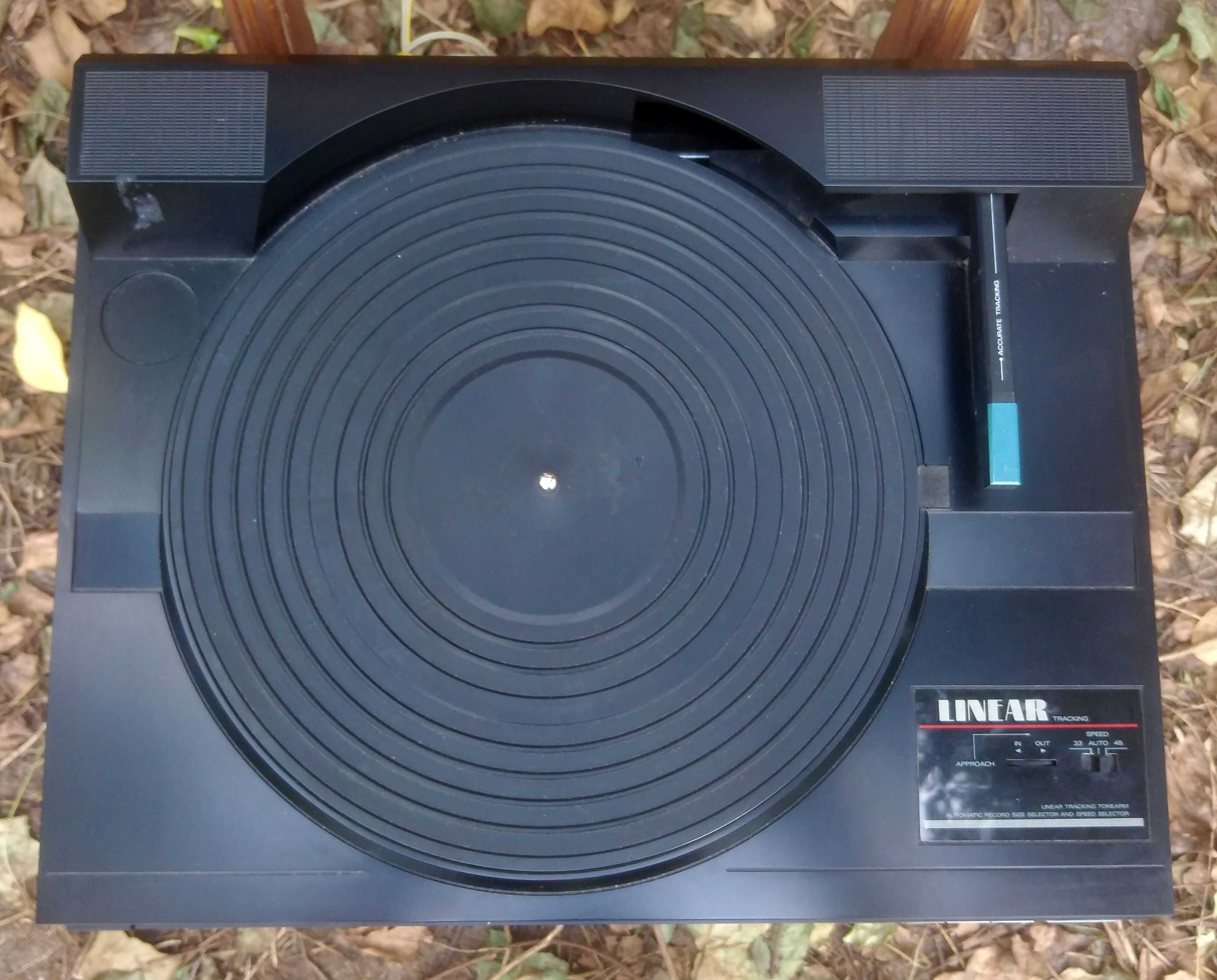 Gramofon Fisher MT-885R