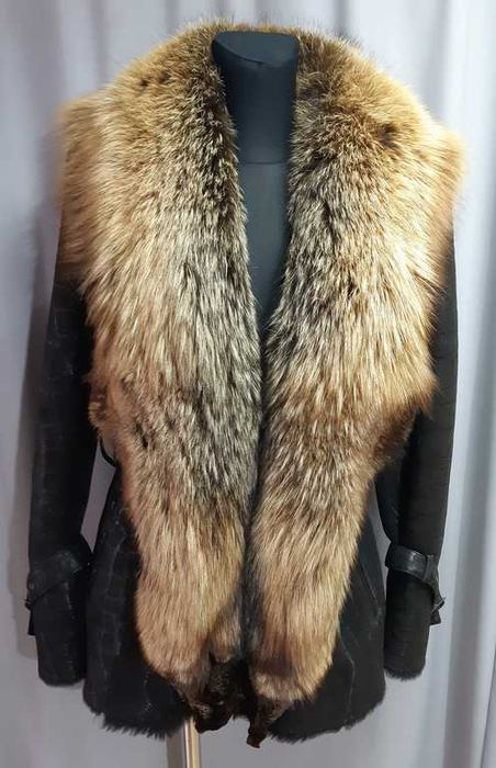 Дубленка женская воротник и опушка лиса Branco Pelle