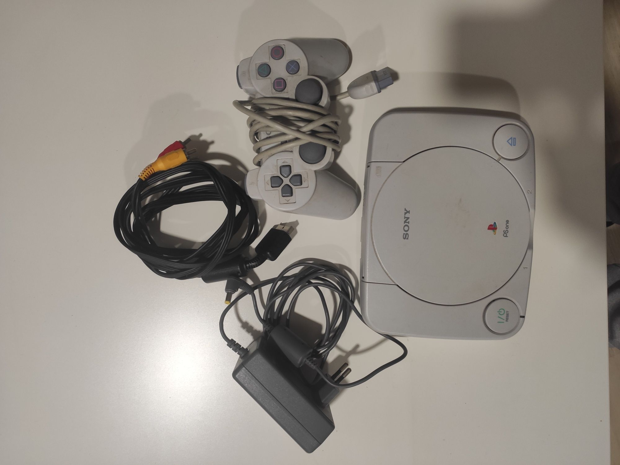 PS1 One consola retro