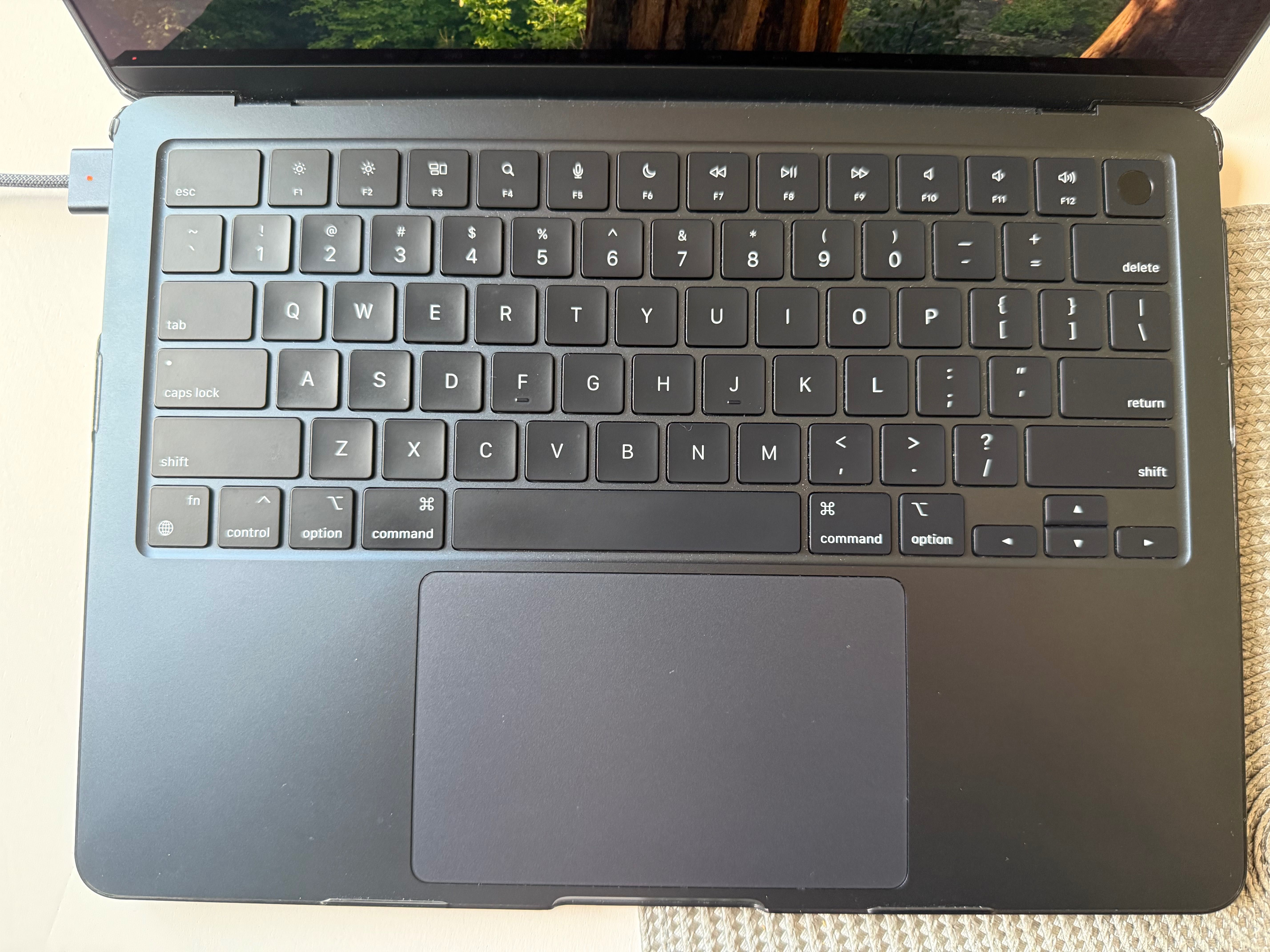 MacBook Air M2, 2022