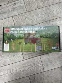 PLAYTIVE drewniany park dinozaurów