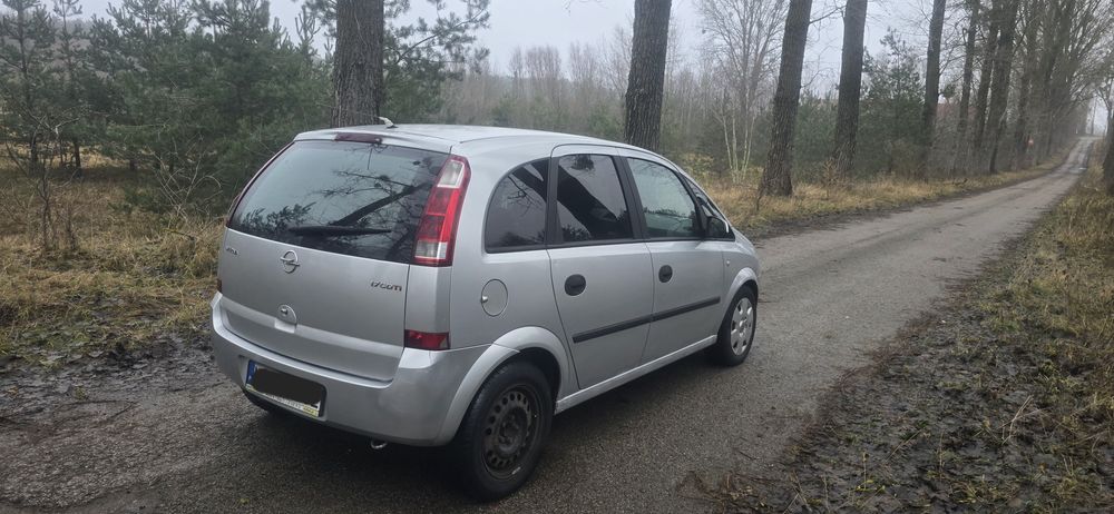 opel Meriva 1.7d klima długie opłaty do jazdy