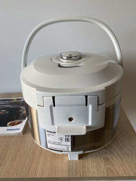Мультиварка Philips HD3136/03