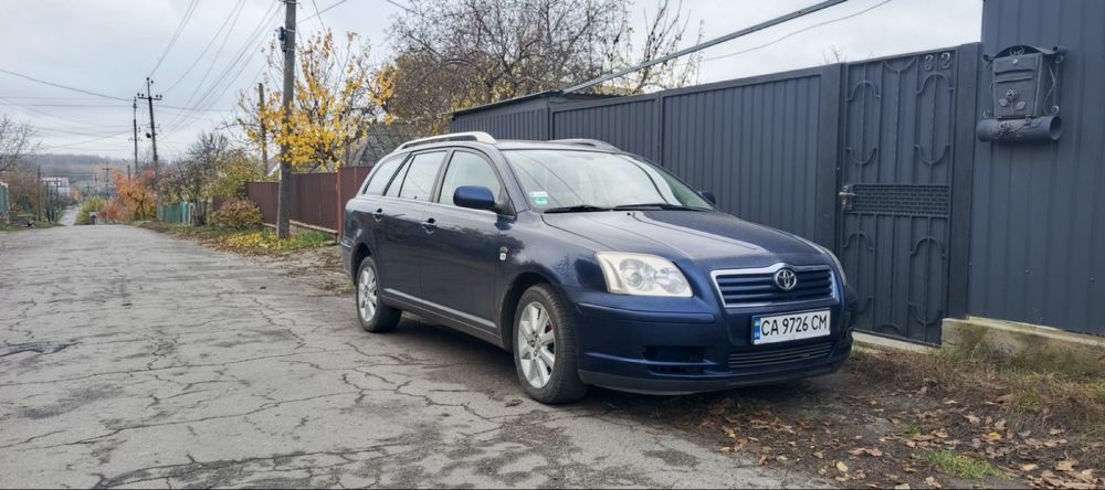 TOYOTA Avensis 2004