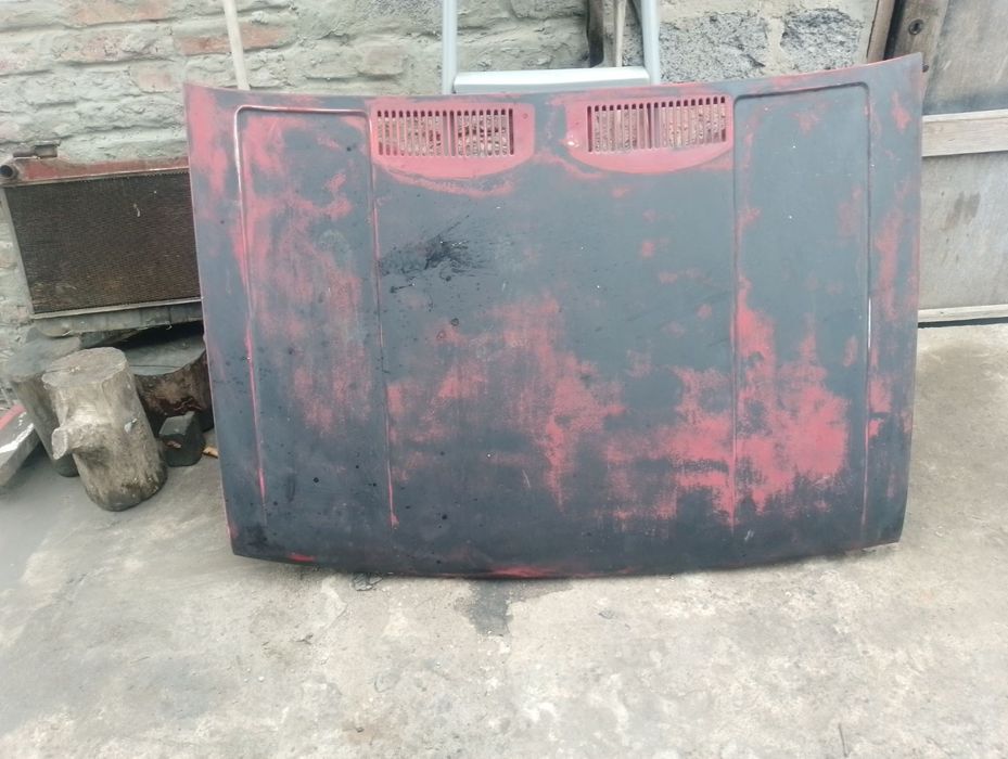 Продам капот ваз 2105