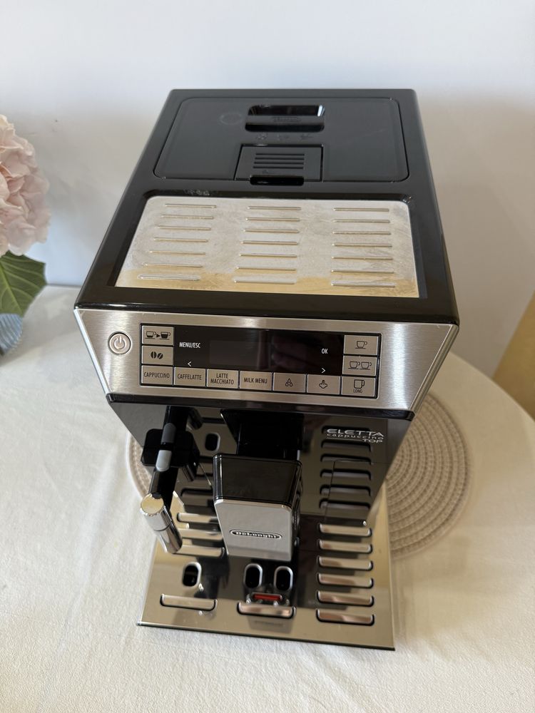 Кавомашина/кофеварка Delonghi Eletta cappuccino TOP