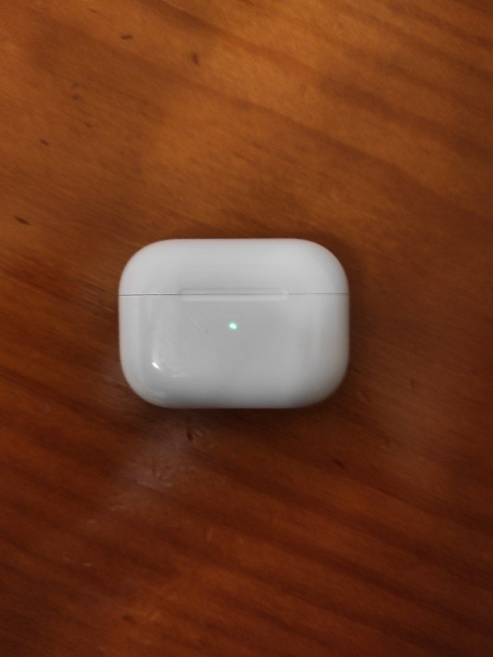 Apple airpods Pro 2  Modelo A2968 ( autênticos )