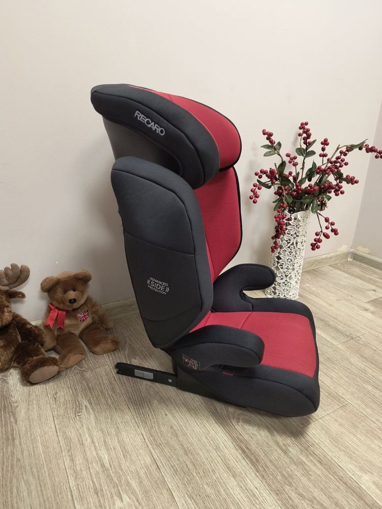 Автокрісло Recaro Monza Nova Evo Seatfix група 2/3 15-36кг бустер