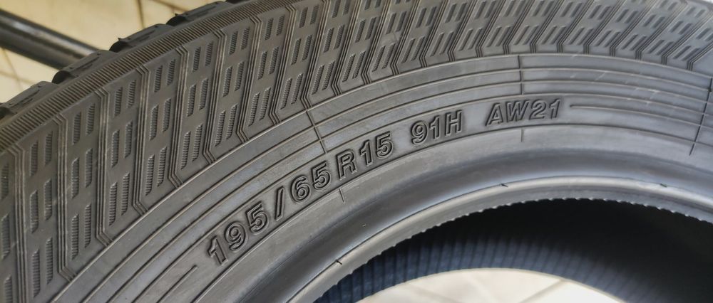 2x 195/65R15 Yokohama BluEarth 4S AW21 2025r KLASA PREMIUM