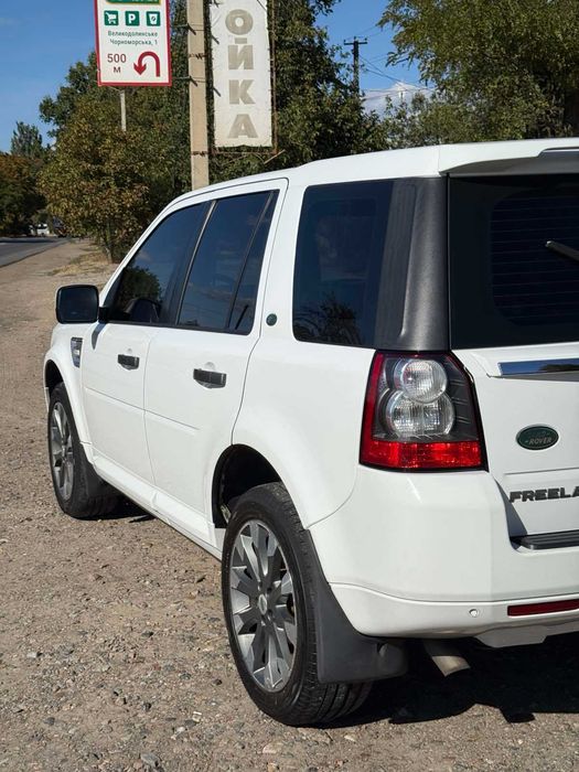 Рендж ровер фрилендер 2
