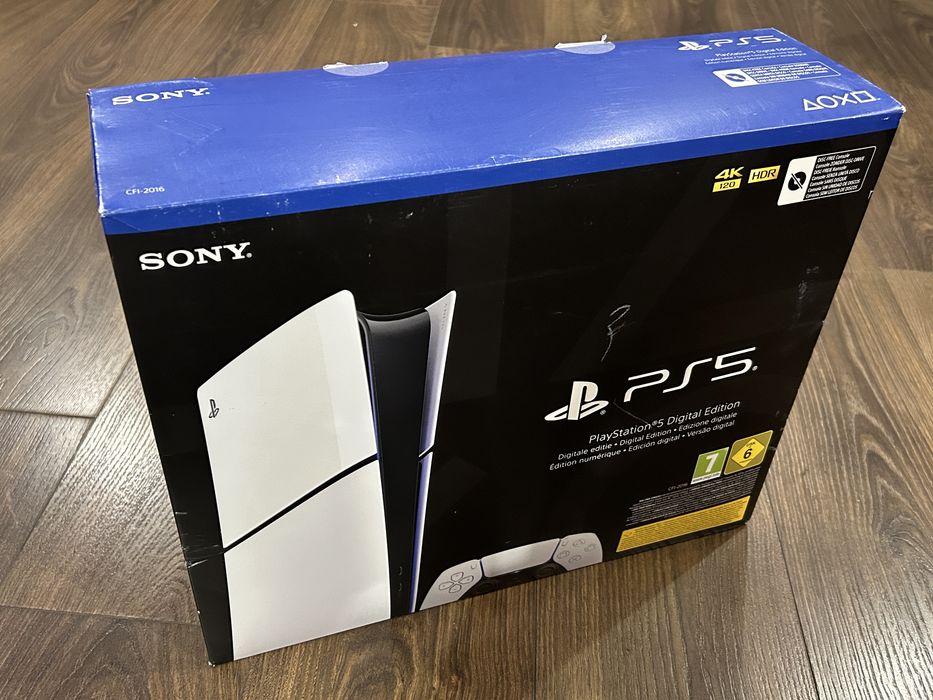 PlayStation 5 Slim (1TB)