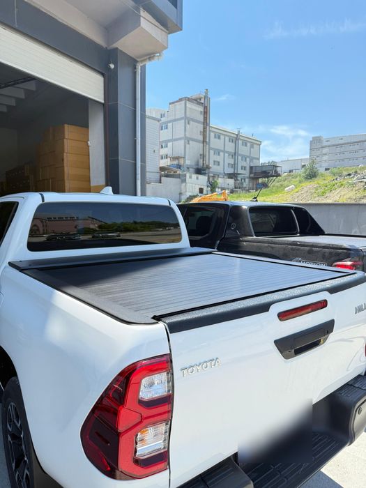 Roleta aluminiowa zabudowa paki Toyota Hilux