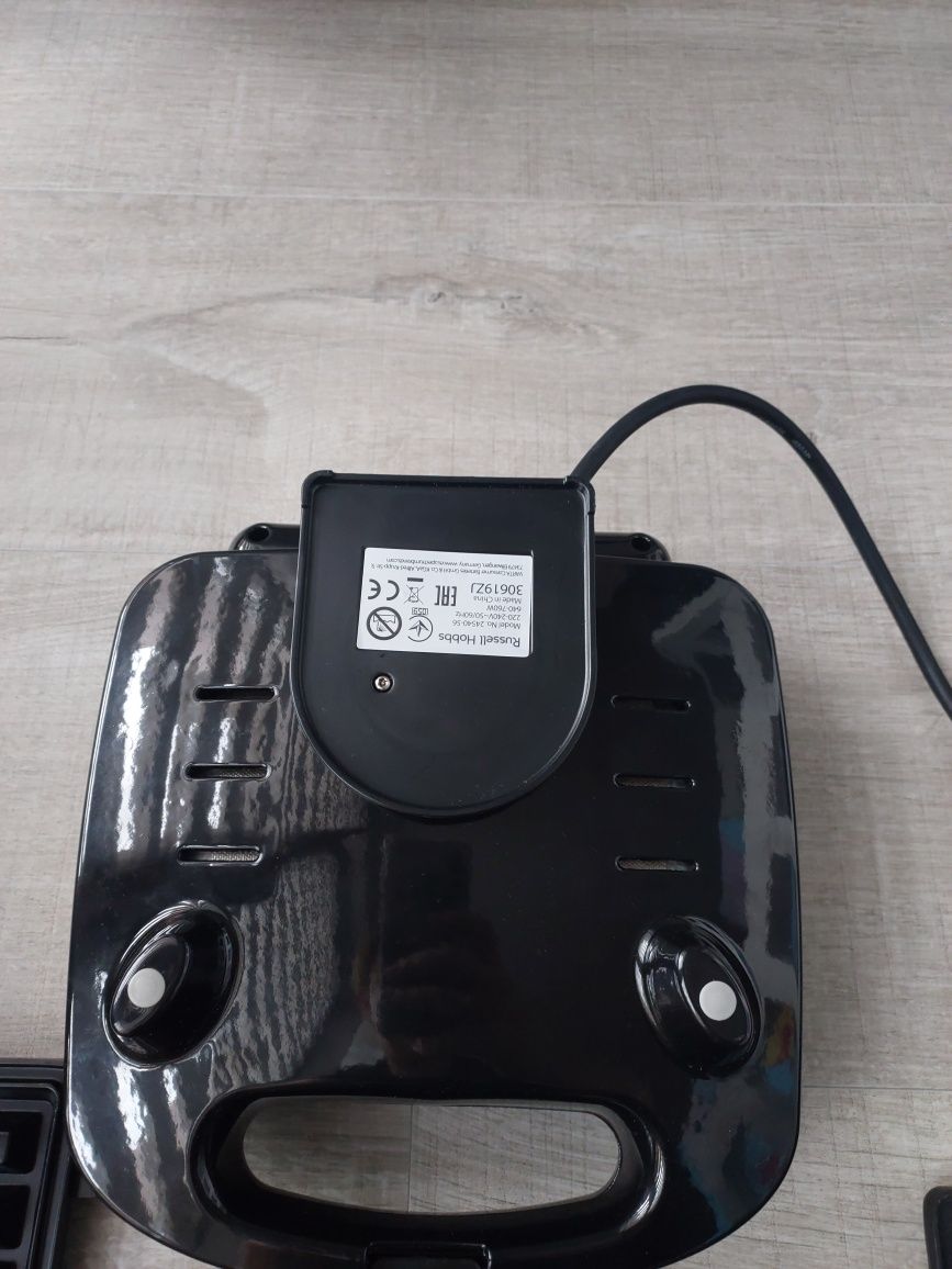 Opiekacz 3w1 Russell Hobbs Fiesta