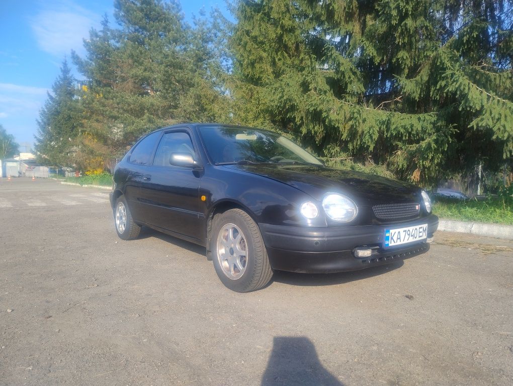 Toyota Corolla 3 d