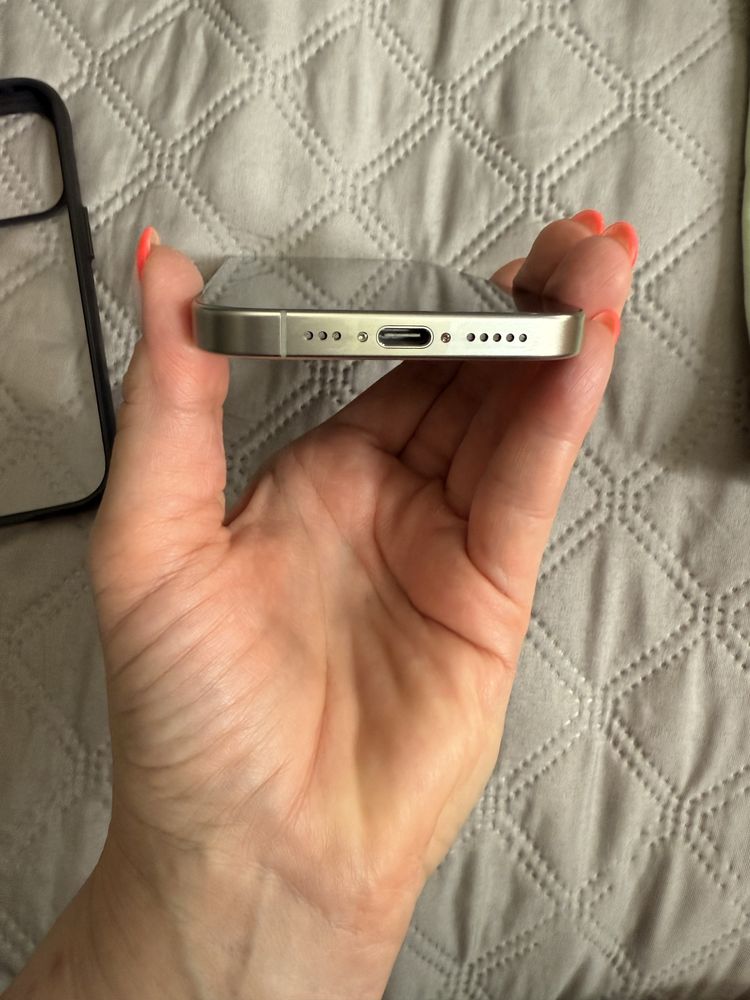 Iphone 15 pro gwarancja