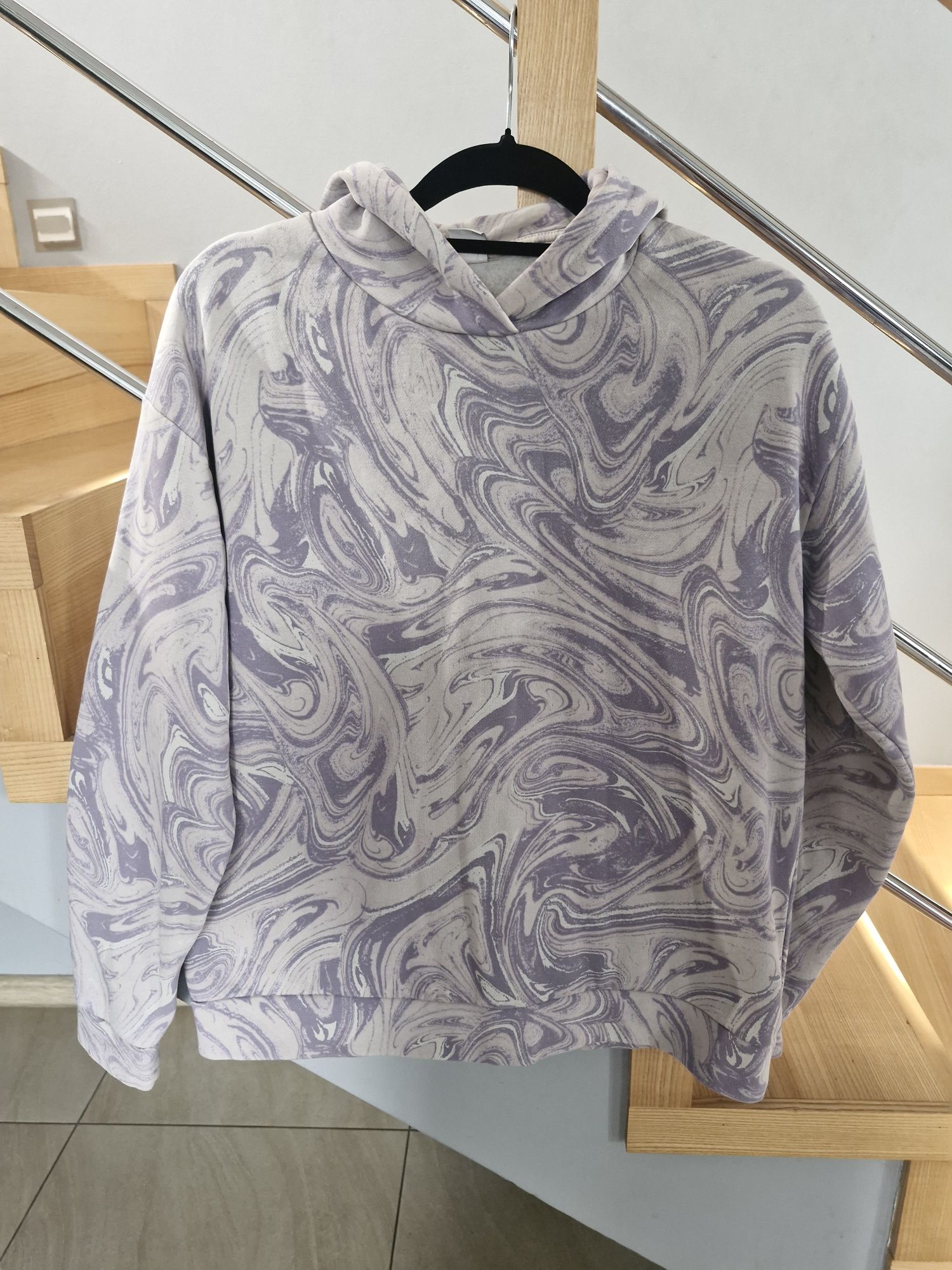 Bluza z kapturem 170 cm-14/15 lat