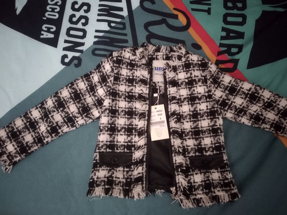 Casaco crianças 3 anos novo com etiqueta