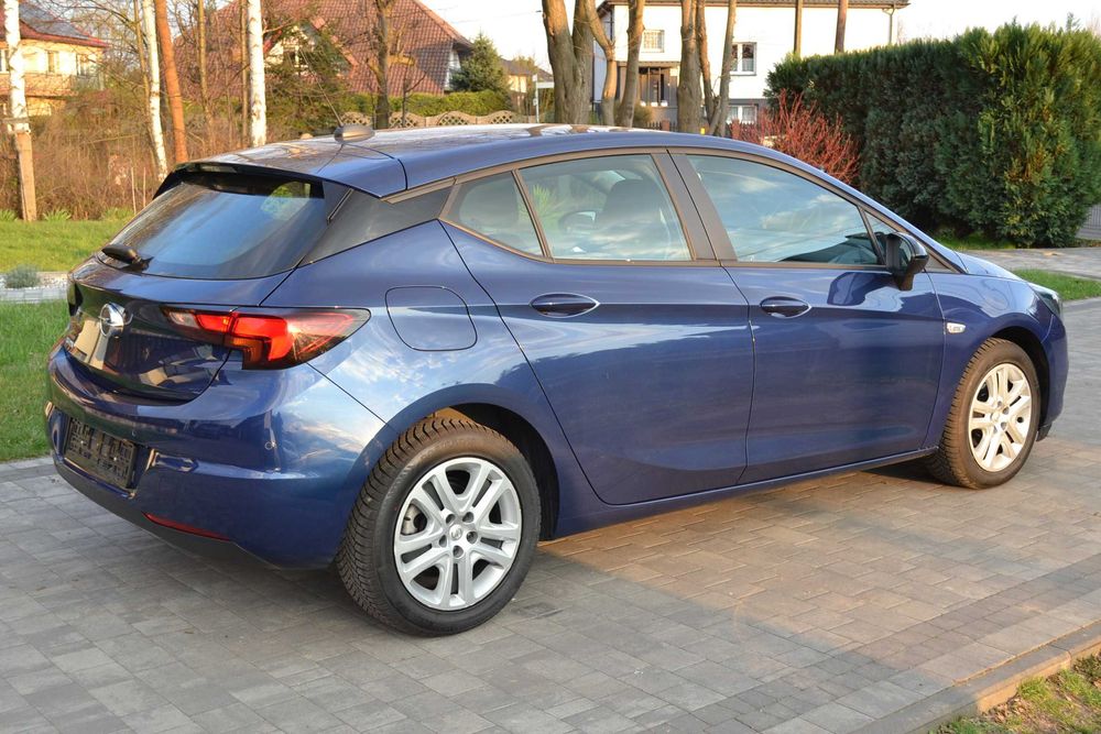 Opel Astra K 2021r