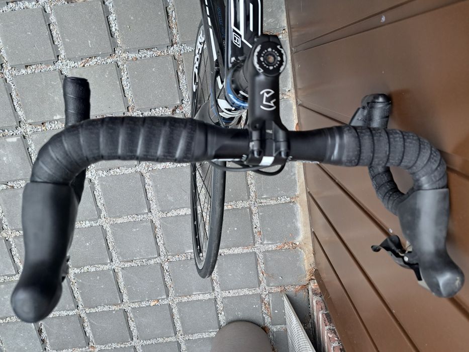 Rower szosowy karbonowy Lapierre sensium 200