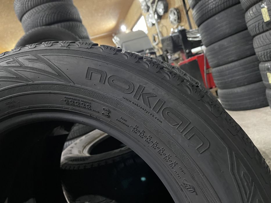 ГШ405 зимові шини 215/65 r17 nokian пара резина р17