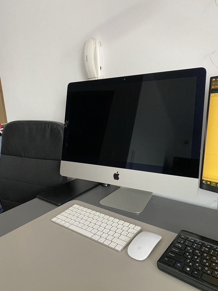 Komputer iMac 21,5 2015 Retina 4K 256GB SSD 8GB RAM i5-3,1GHz