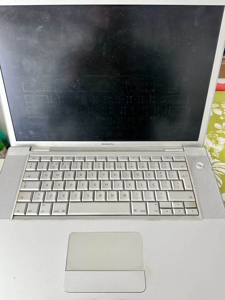 Macbook Pro 15 late 2009 PARA PEÇAS