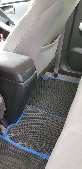 Тоyota Prius 30 2015 гибрид