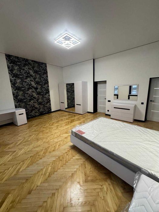 Оренда 1-кімнатної квартири Площа Ринок ЦЕНТР МІСТА ПЕРША ЗДАЧА