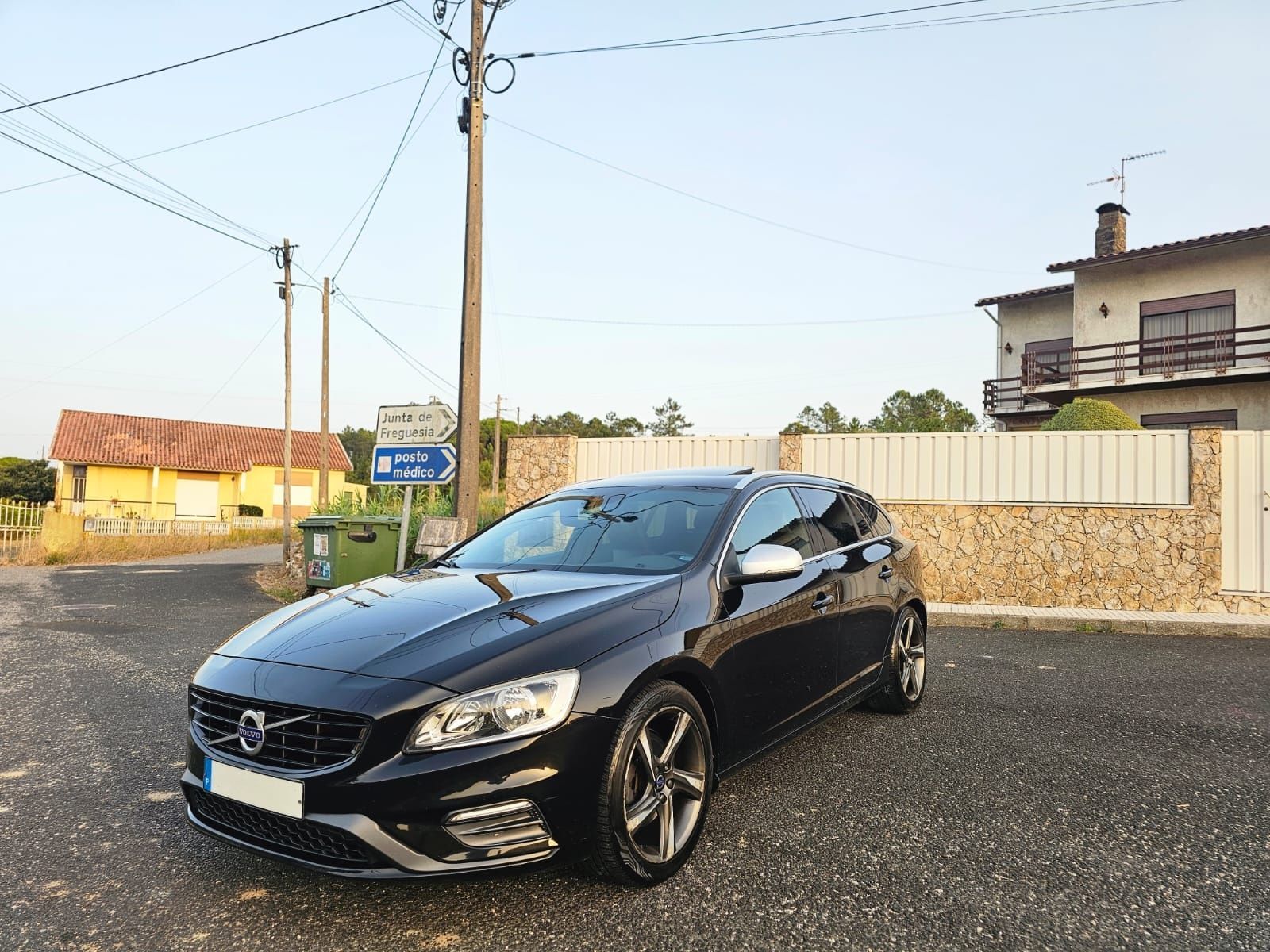 Volvo V60 2.0 R-Design 120 cv Com Garantia