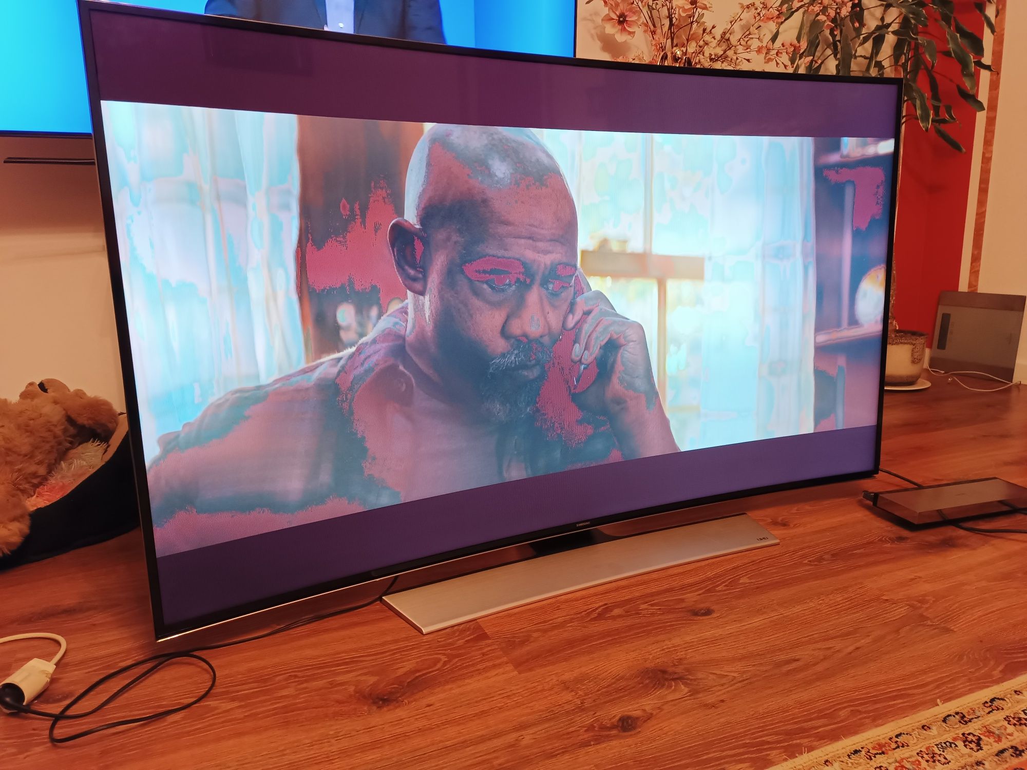 Sprzedam tv Samsung 65 cali