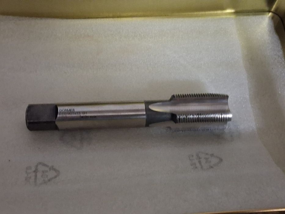 Gwintownik Dormer E513 M25× 1,5 6H hss.