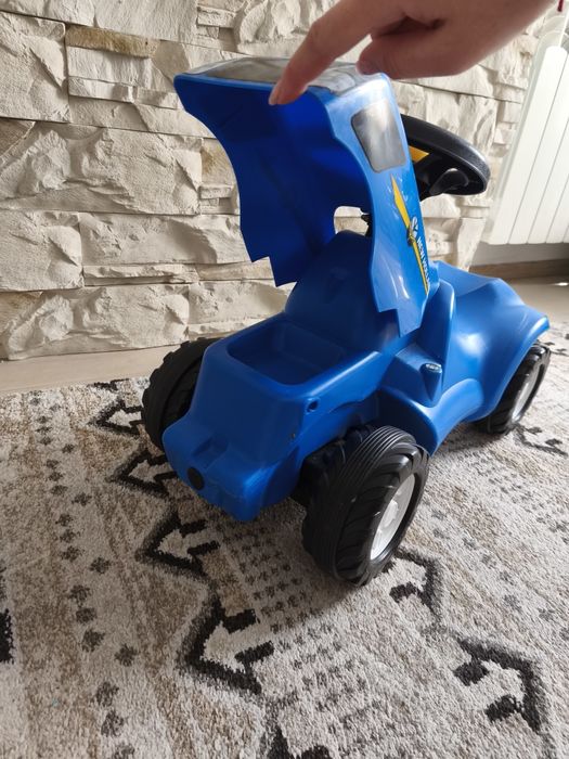 Jeździk dla dziecka new Holland odpychacz traktorek