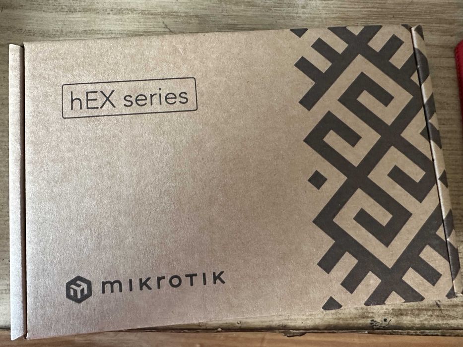 Маршрутизатор MikroTik hEX S (RB760iGS)