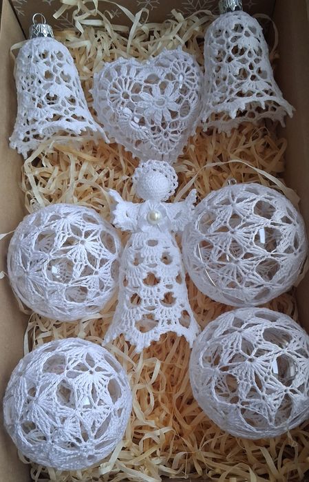 Zestawy świąteczne prezentowe ,cena wraz z opakowaniem