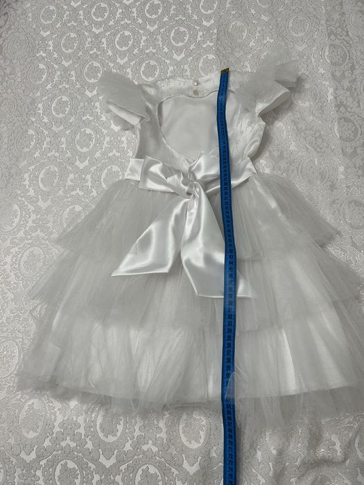Біле платтячко з накидкою ( сніжинка, ангел, королева, принцеса )